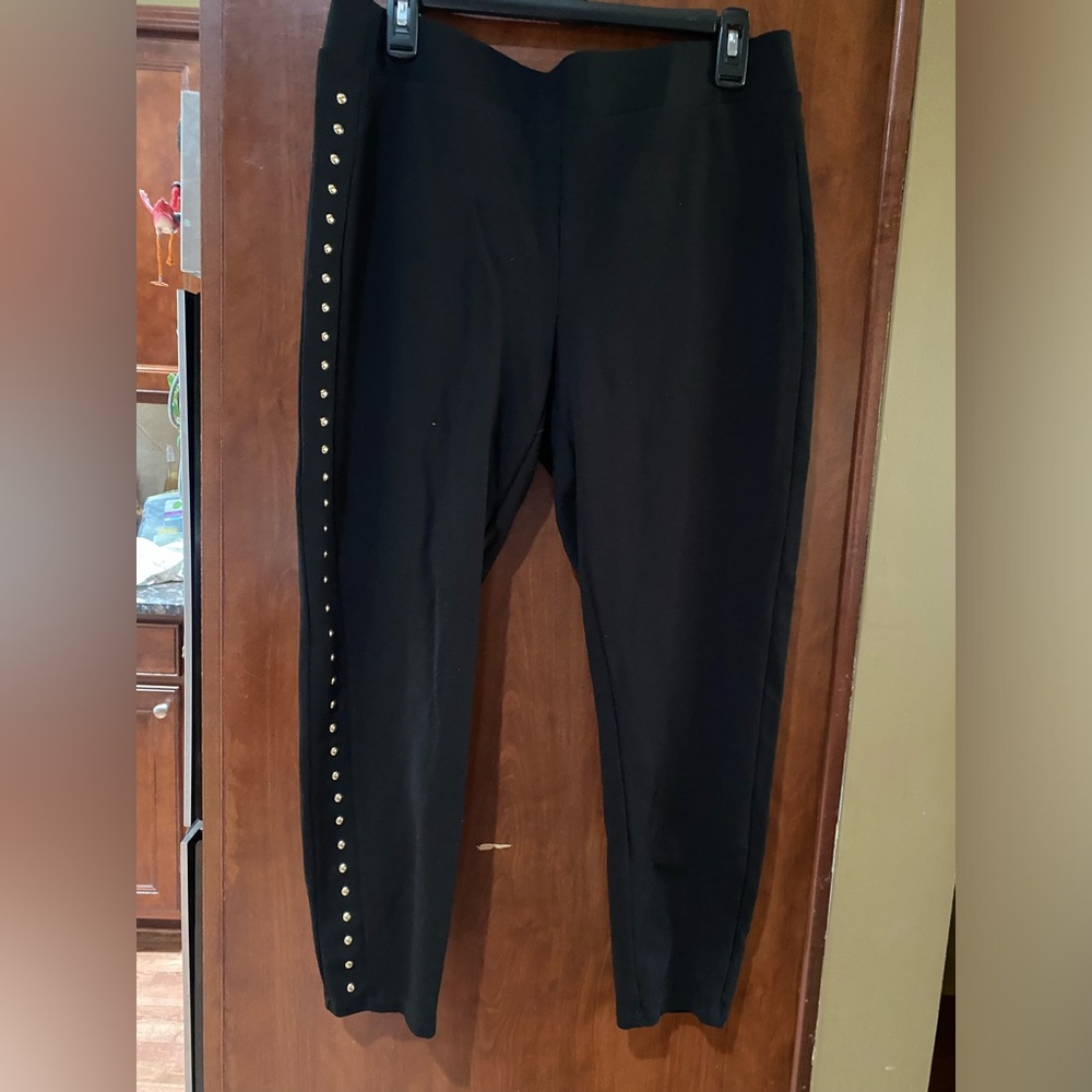 Truth Black Capris with Gold Studs